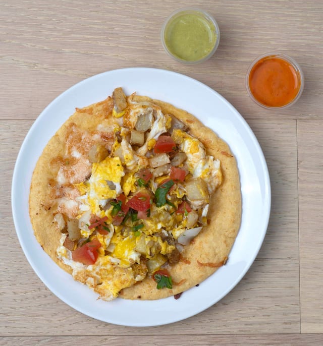 Huevo y Papa (Egg and Potato).