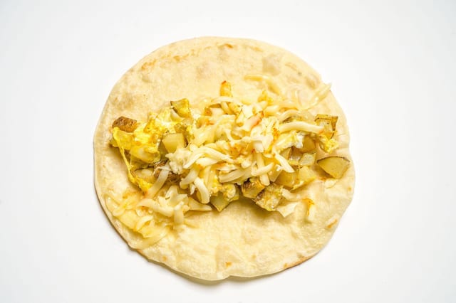 Huevo y Papa (Egg and Potato).