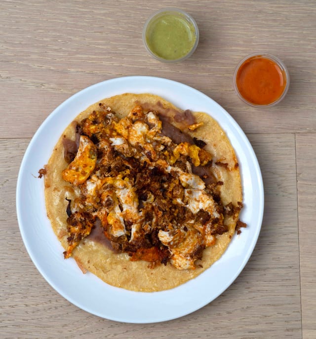 Huevo y Chorizo (Egg and Chorizo).
